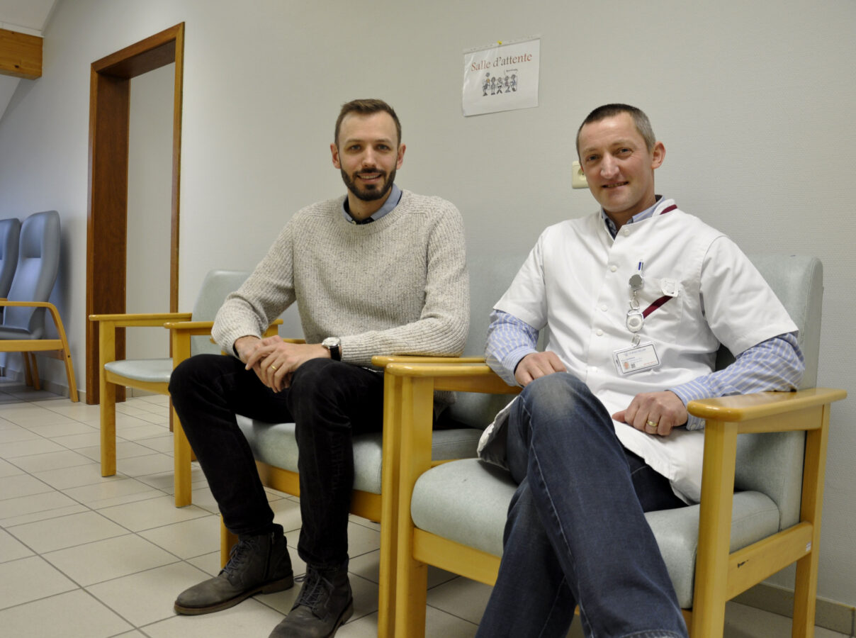 Le Dr Antoine Xhrouet et Eric Faveaux, respectivement psychiatre et infirmier en chef au sein de l’unité HIC